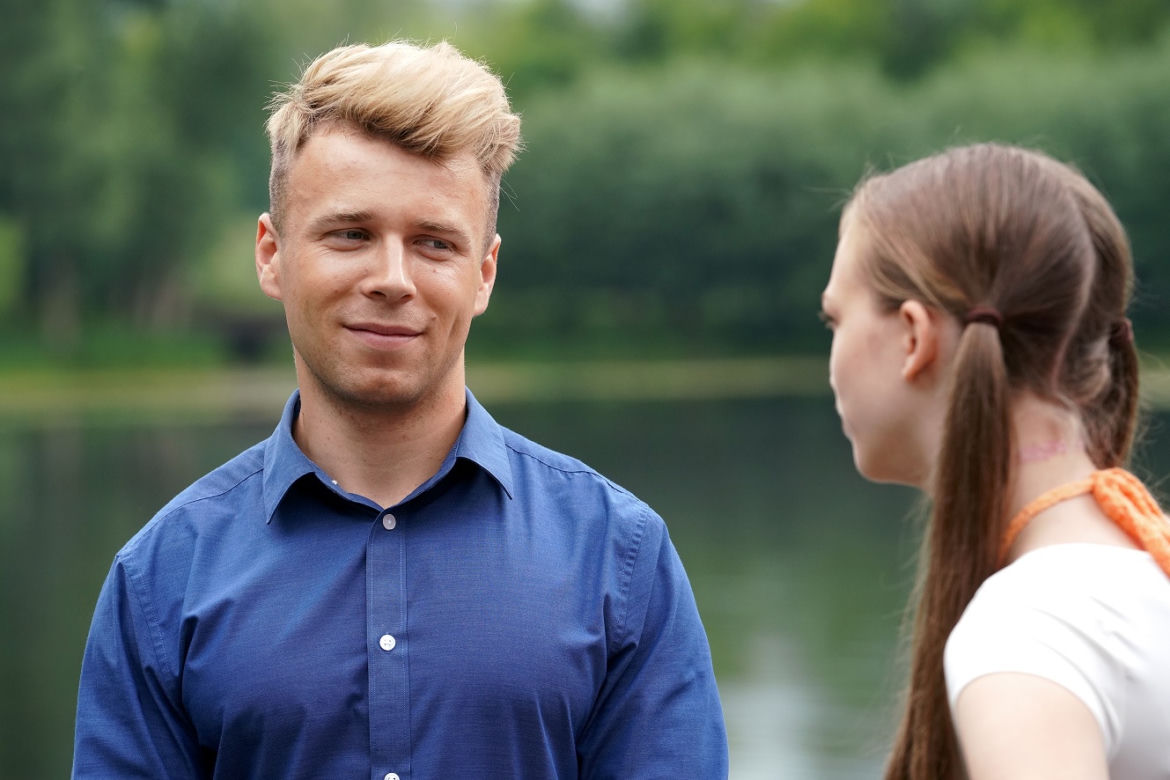 Barwy szczęścia odc. 2723: Patryk (Konrad Skolimowski), Ewelina  (Amelia Listwoń) 