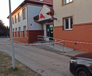 Próbowali wysadzić bankomat w Dywitach. Zatrzymano ich na gorącym uczynku w... kradzionym aucie [FOTO]