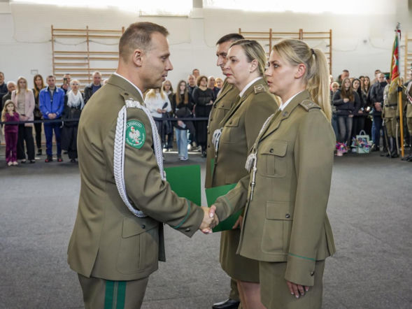 Uroczyste ślubowanie nowych funkcjonariuszy