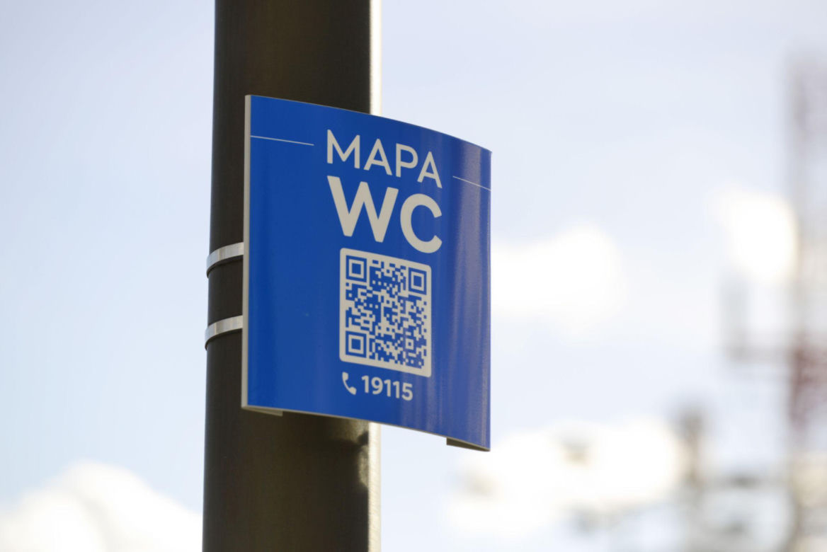 Nowe tabliczki w całej Warszawie