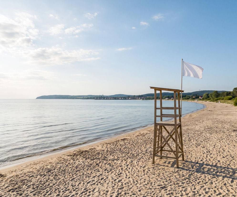 Sinice Mechelinki. Czy w Mechelinkach można się kąpać 03.08? Flaga, warunki pogodowe