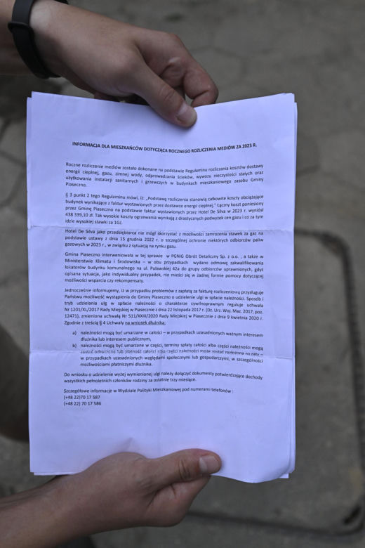 Nie do wiary! Muszą zapłacić 20 tysięcy złotych za ogrzewanie 13-metrowego mieszkania pod Warszawą. „Skąd mam wziąć te pieniądze?”