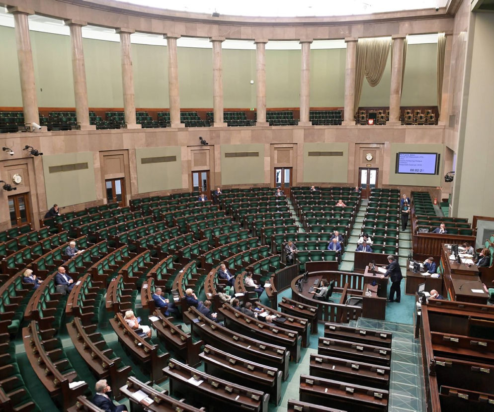 7 dni pracy. 53 wakacji