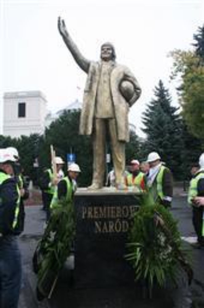 Demonstracja w zdjęciach. Zobacz naszą fotorelację!
