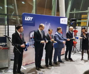 LOT zabierze Polaków na kosmiczne lotnisko