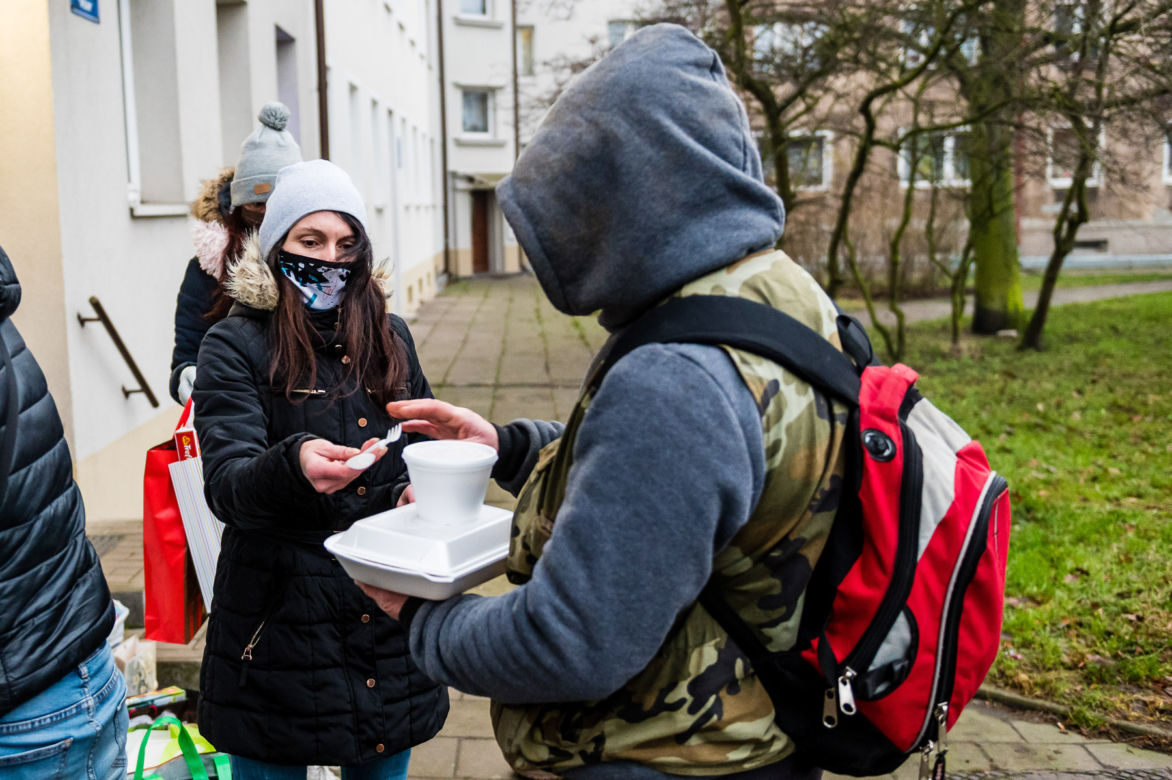 Gdańsk. Przeszła cztery operacje, ale żadna jej nie złamała. Razem z przyjaciółmi nakarmiła 500 osób