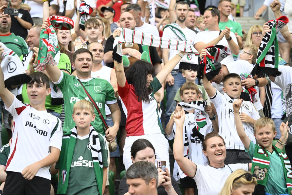 Legia Warszawa - Zagłębie Lubin: Zdjęcia kibiców