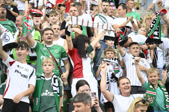 Legia Warszawa - Zagłębie Lubin: Zdjęcia kibiców