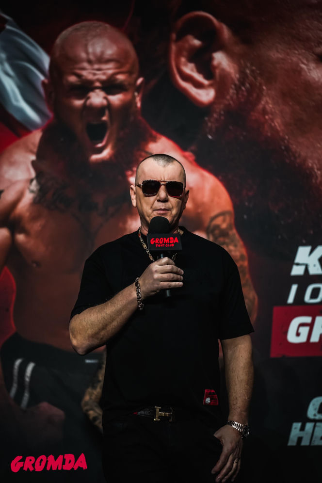 Ring girls Gromda 24