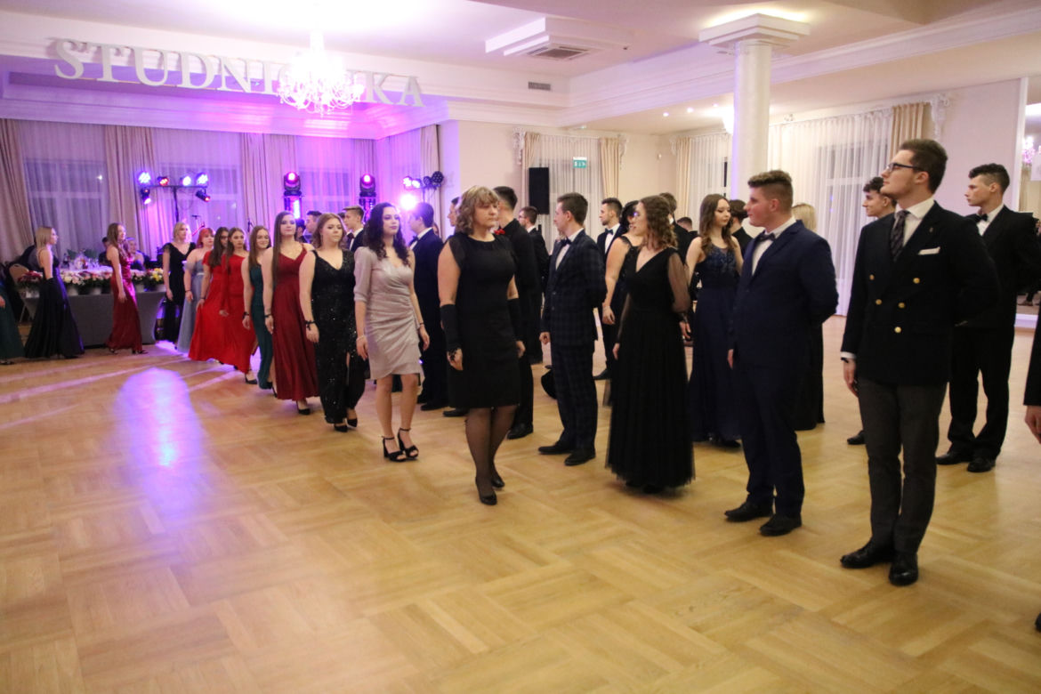 Studniówka Zespółu Szkół Nr 1 im. Ambrożego Towarnickiego