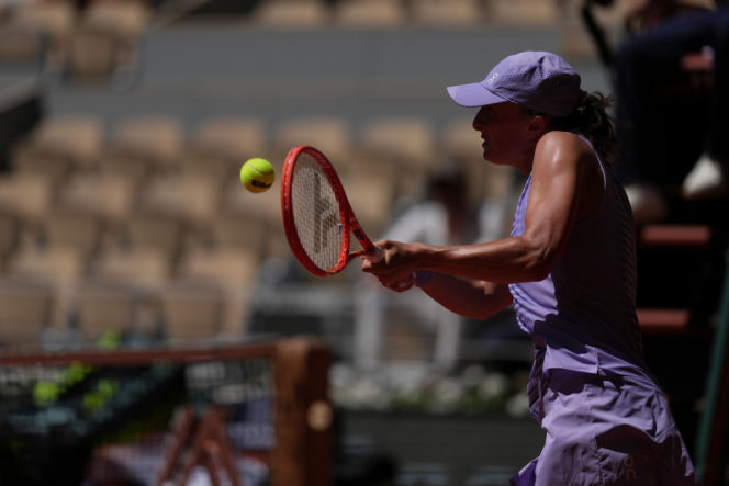 Iga Świątek na ostatnim treningu przez III rundą Roland Garros