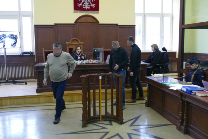 Śmiertelny wypadek na A1. Wstrząsająca relacja strażaka. „Wyciągaliśmy ciała z auta”