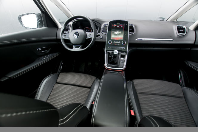 Renault Grand Scenic 1.6 dCi 130 KM Bose