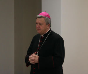 Archidiecezja Wrocławska ostrzega: ktoś podszywa się pod abp Kupnego
