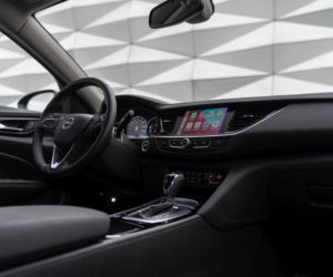 Opel Insignia Grand Sport 2.0 Turbo 200 KM AT9 Business Elegance