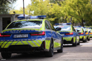 „Bestie” na świętokrzyskich drogach! Policja odbiera nowe BMW M340i xDrive i laserową broń na piratów
