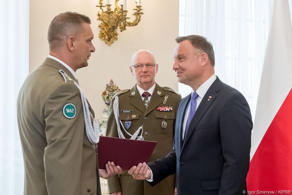 Najwybitniejsi z najbardziej bohaterskich. Dla nich ustanowiono Order Krzyża Wojskowego