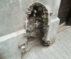 Stara Praga znika na naszych oczach: Kradną nawet całe balkony! 