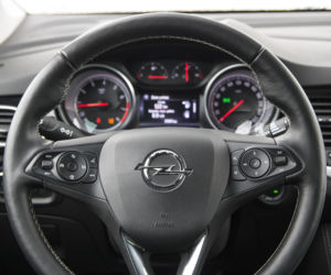 Opel Astra 1.6 Turbo 200 KM M6 Elite