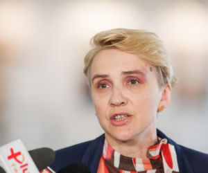 Marta Lempart czule przytula Joannę Scheuring-Wielgus