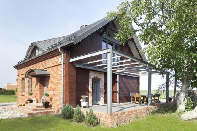 Przebudowa domu z czerwonej cegły