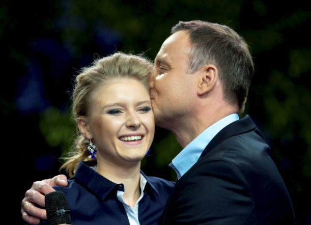 DUDA KOPIUJE AMERYKĘ