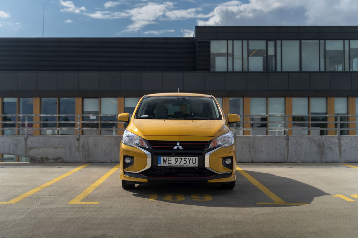Mitsubishi Space Star 1.2 MIVEC CVT Insport (2020)