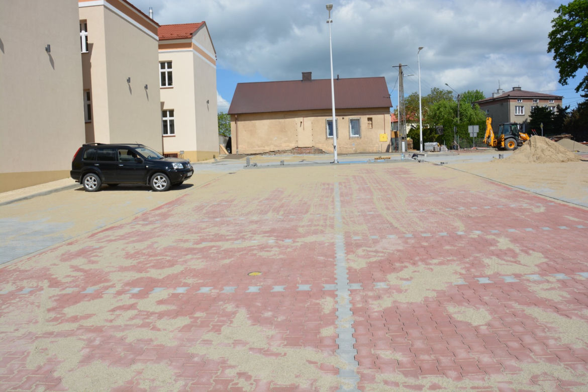 Parking typu Park&Ride w Radłowie prawie gotowy