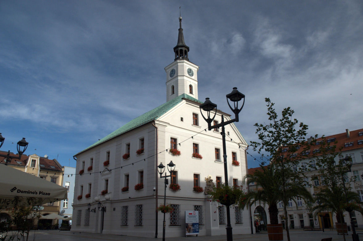 To miasto na Śląsku ma wyjątkowo piękną starówkę. Zachwyca też piastowskim zamkiem