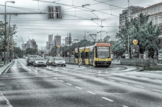 Ogromne cięcia w komunikacji miejskiej w Warszawie. Znikają tramwaje, ZTM zawiesza autobusy 