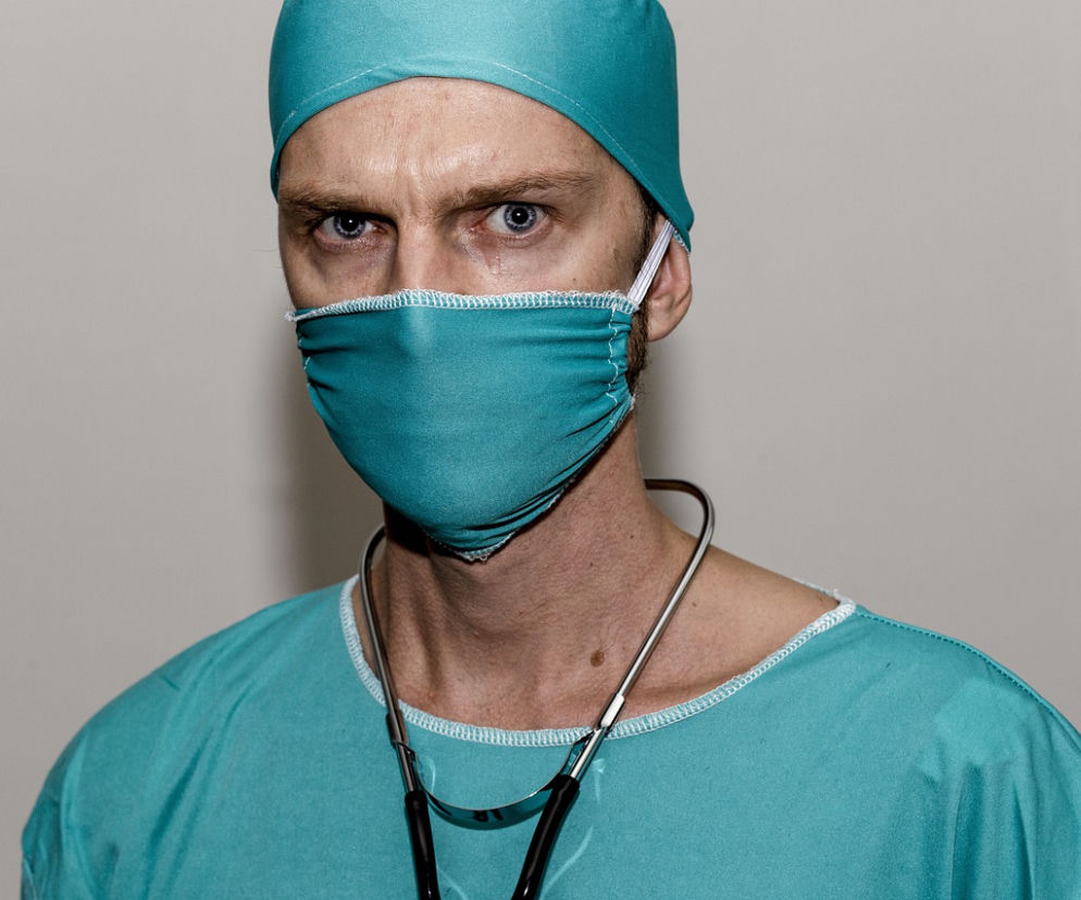 Koronawirus w Polsce: ile zakażeń dzisiaj (28.11.2021)? Stan zachorowań w woj. łódzkim