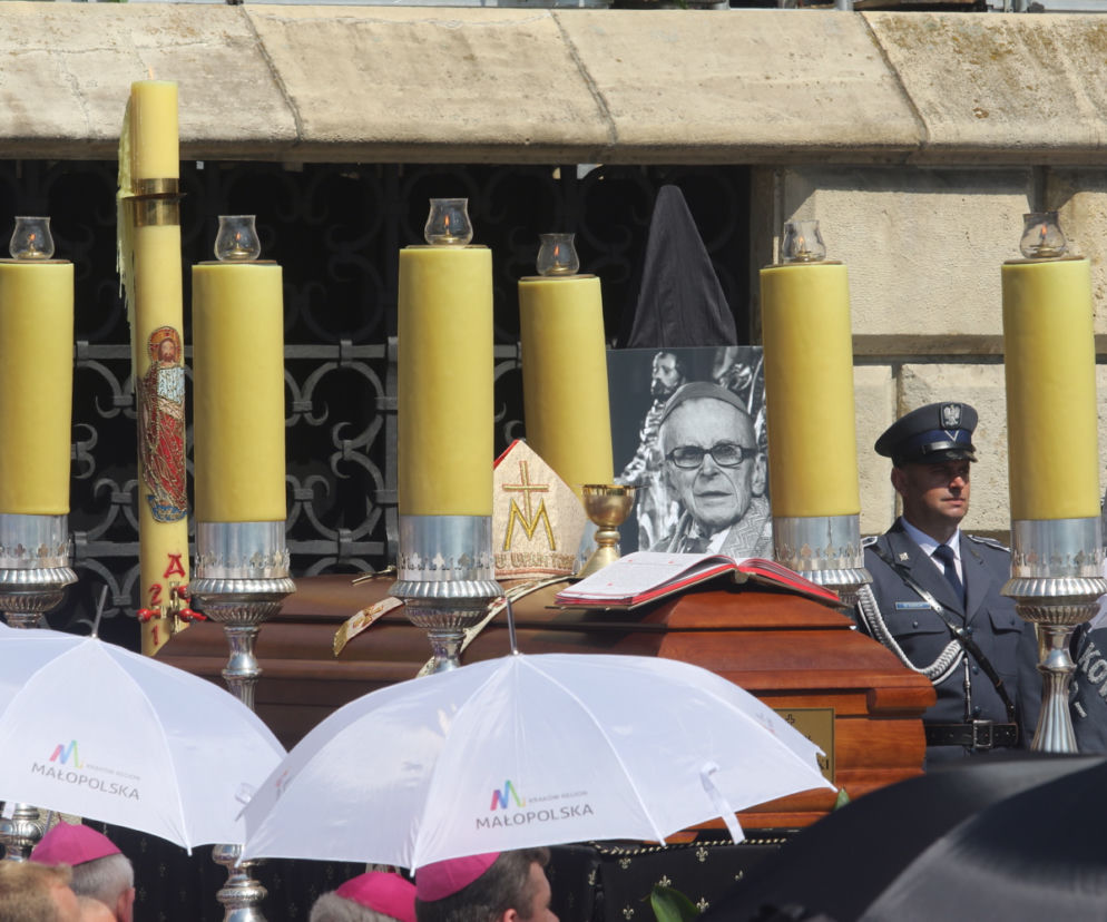 UROCZYSTOŚCI POGRZEBOWE KARDYNAŁA FRANCISZKA MACHARSKIEGO