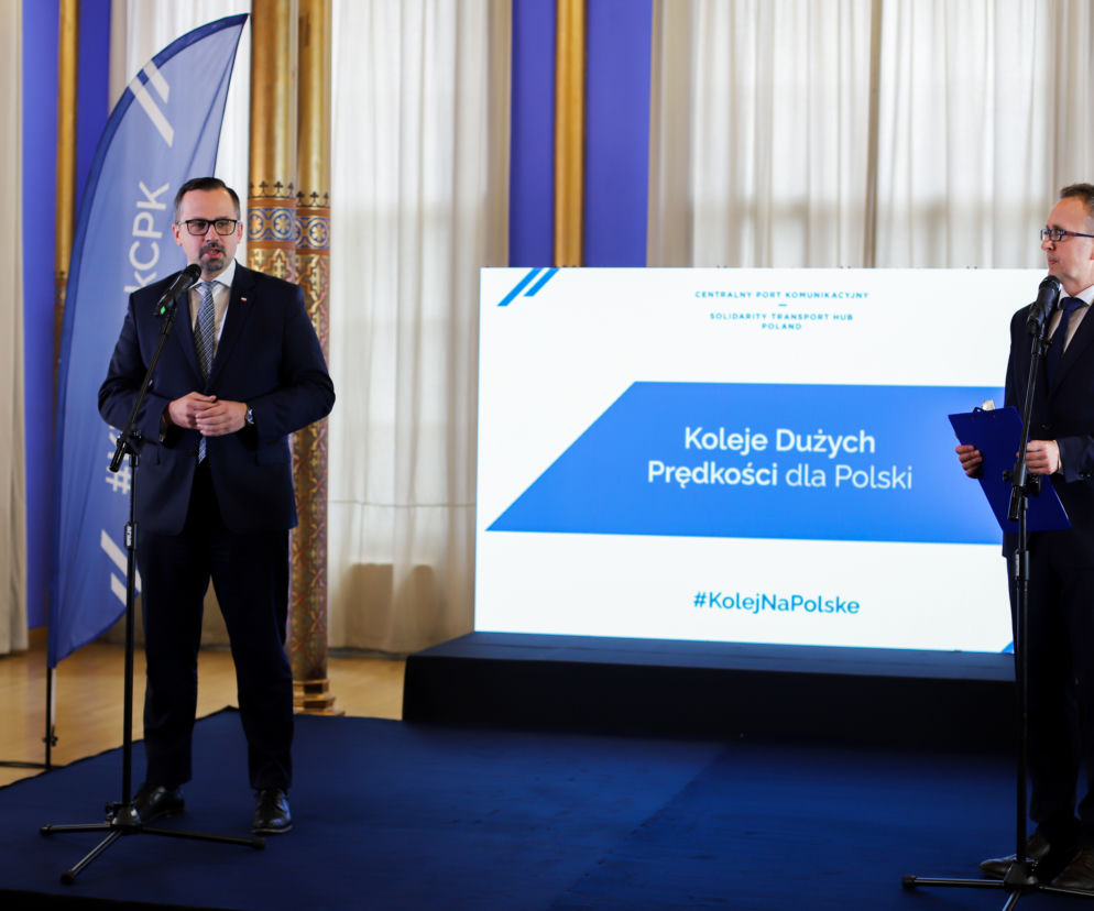 Pełnomocnik Rządu ds. CPK Marcin Horała (39 l.) ogłosił we Wrocławiu rozpoczęcie inwestycji dzięki której czas dojazdu ze stolicy Dolnego Śląska do Warszawy skróci się prawie o połowę