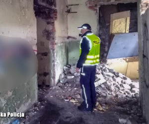 Znieważyła zwłoki własnego dziecka