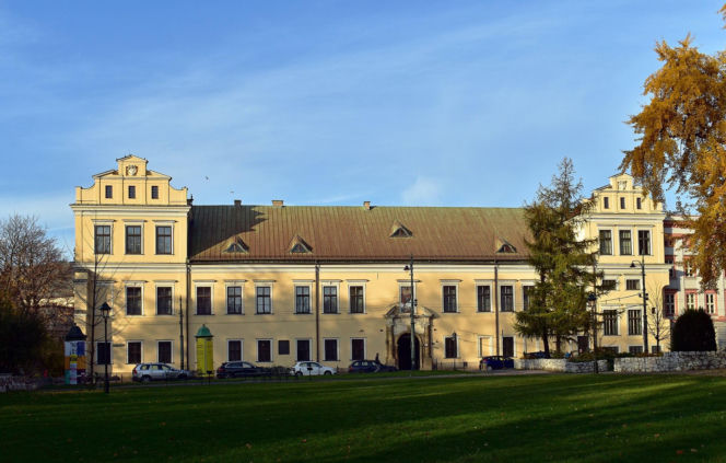 Archidiecezja krakowska ostrzega przed Bractwem św. Piusa X. Wiernym grozi ekskomunika