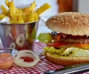 Gdzie iść na burgera w Bydgoszczy? Oto TOP 5 najlepszych burgerowi w mieście!