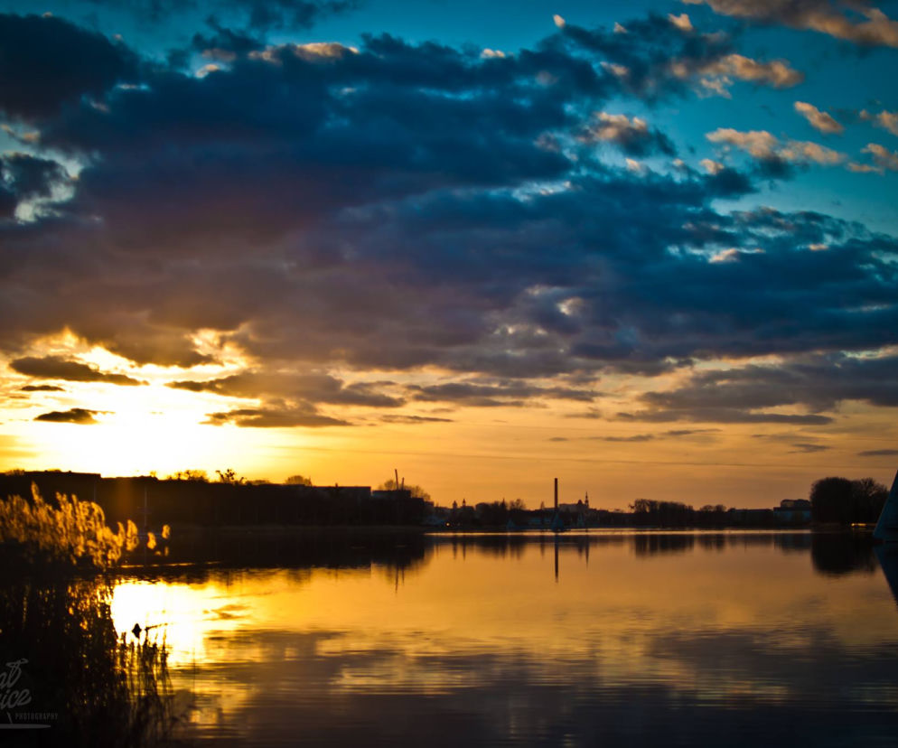Piękny zachód nad Maltą