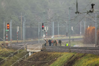 Atak dywersyjny na polską kolej. Trzecia osoba usłyszała zarzuty