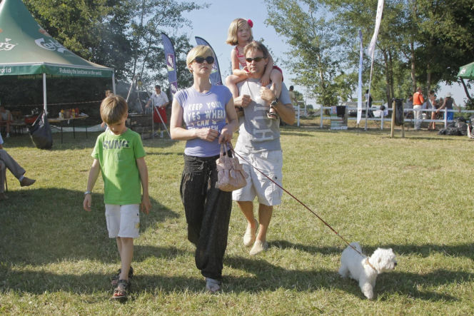 Monika Richardson podzieli się z mężem dziećmi na święta.