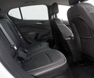 Opel Astra 1.6 CDTi Elite  