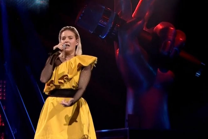 Anne-Marie w Voice of Poland! Porywający występ Brytyjki! [VIDEO]
