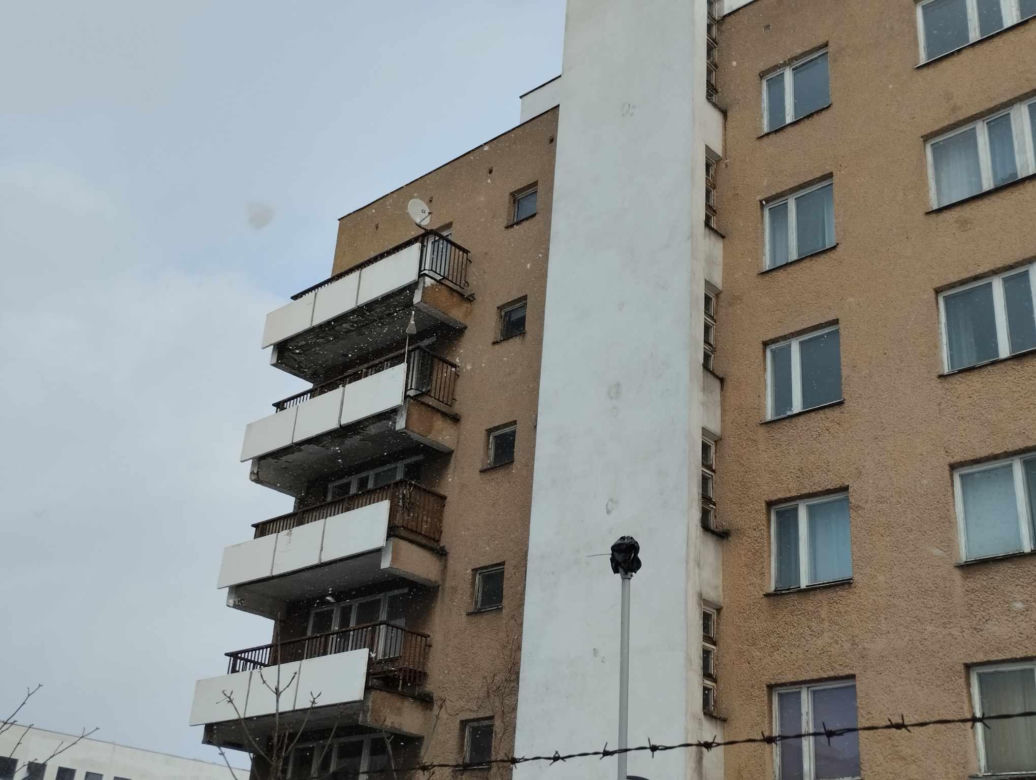 Bobrowiecka 2b - rosyjski blok mieszkalny w Warszawie