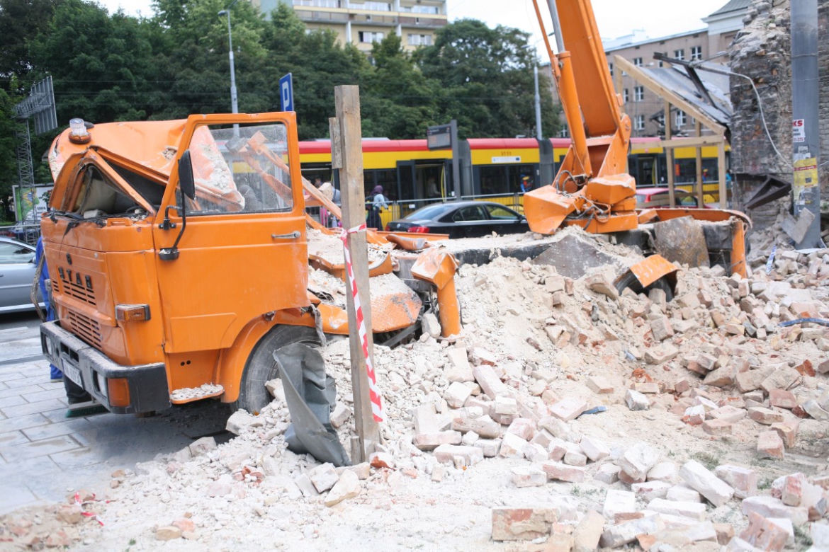 Zawalona kamienica, ul. Żelazna Warszawa