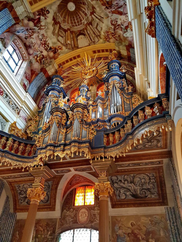   Święta Lipka – barokowe sanktuarium z ruchomymi organami
