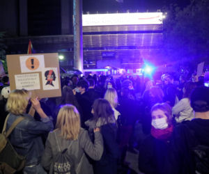 Protestujący odwiedzili siedzibę PiS przy Nowogrodzkiej