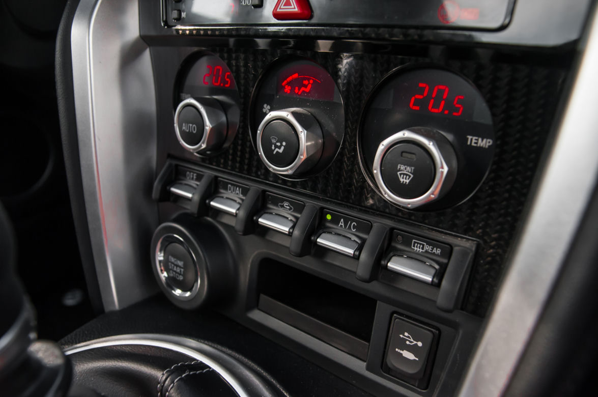 Toyota GT86 2.0 Boxer 200 KM 6MT 