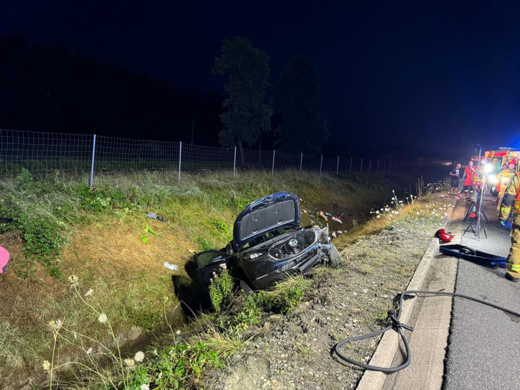Groźny wypadek na A4 koło Tarnowa w piątek nad ranem 12.07.2024r.