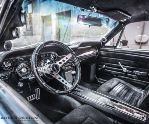 Ford Mustang z wnętrzem od Carlex Design