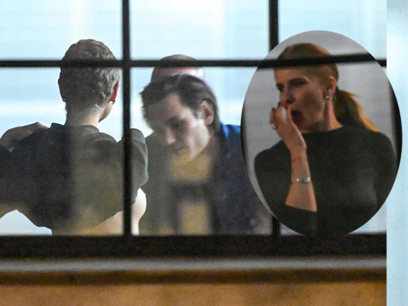 Tak bawią się polskie gwiazdy po spektaklu. Śmiechy, drineczki i podziwianie... biustu koleżanki! 