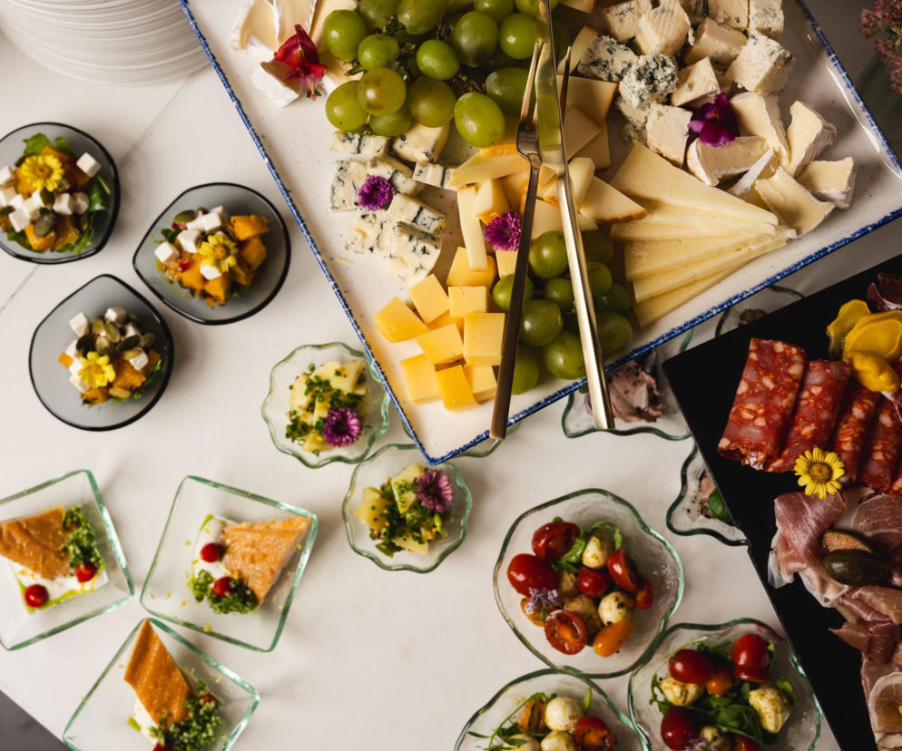 Smak, relaks i chwile dla najbliższych. Novotel Warszawa Centrum kontynuuje cykl niedzielnych brunchy